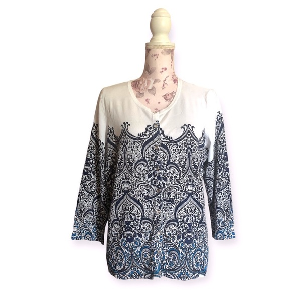 White House Black Market Sweaters - Whbm Sumptuous Snap Clousure Cardigan